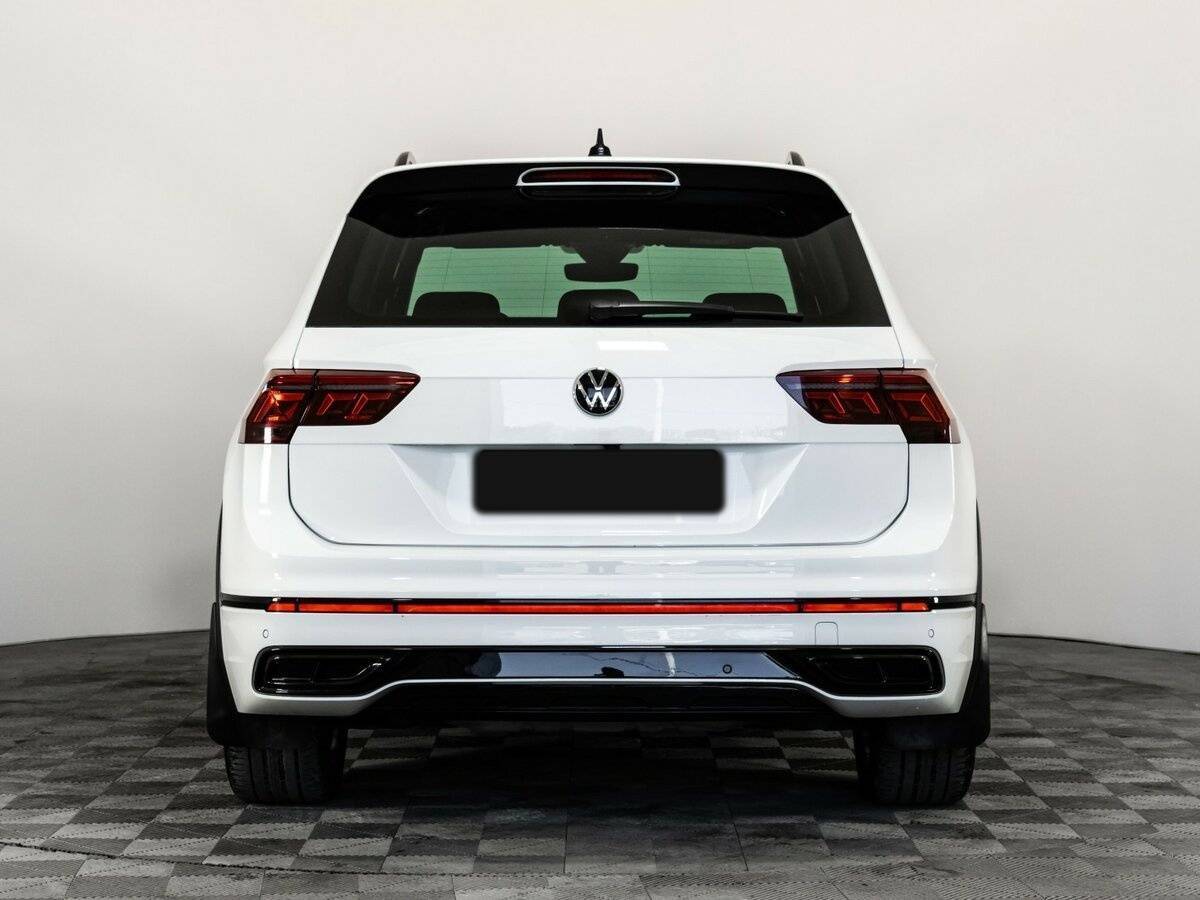 Volkswagen Tiguan с пробегом — 2021 год. Фото: #4