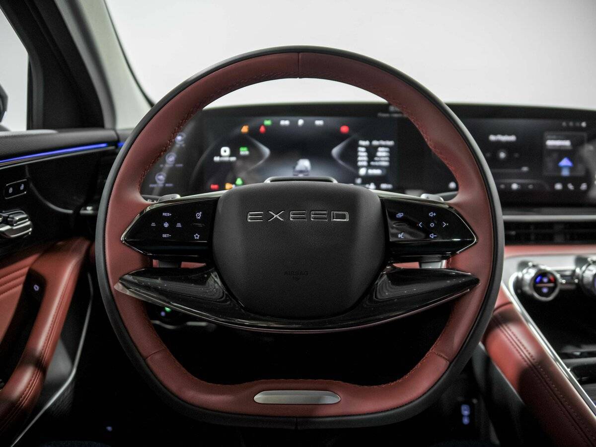 EXEED RX с пробегом — 2023 год. Фото: #10