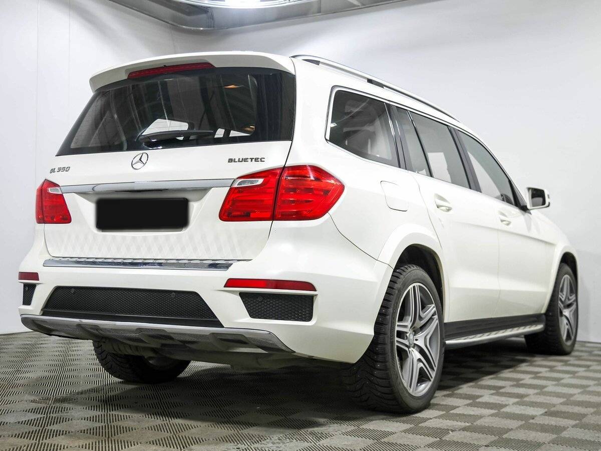 Mercedes-Benz GL-Класс с пробегом — 2015 год. Фото: #3