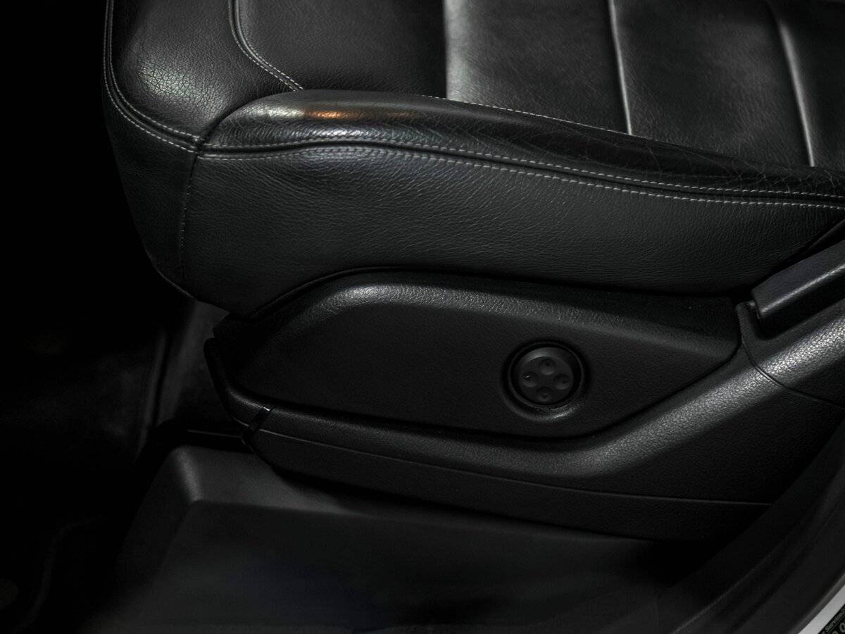 Mercedes-Benz GL-Класс с пробегом — 2015 год. Фото: #15