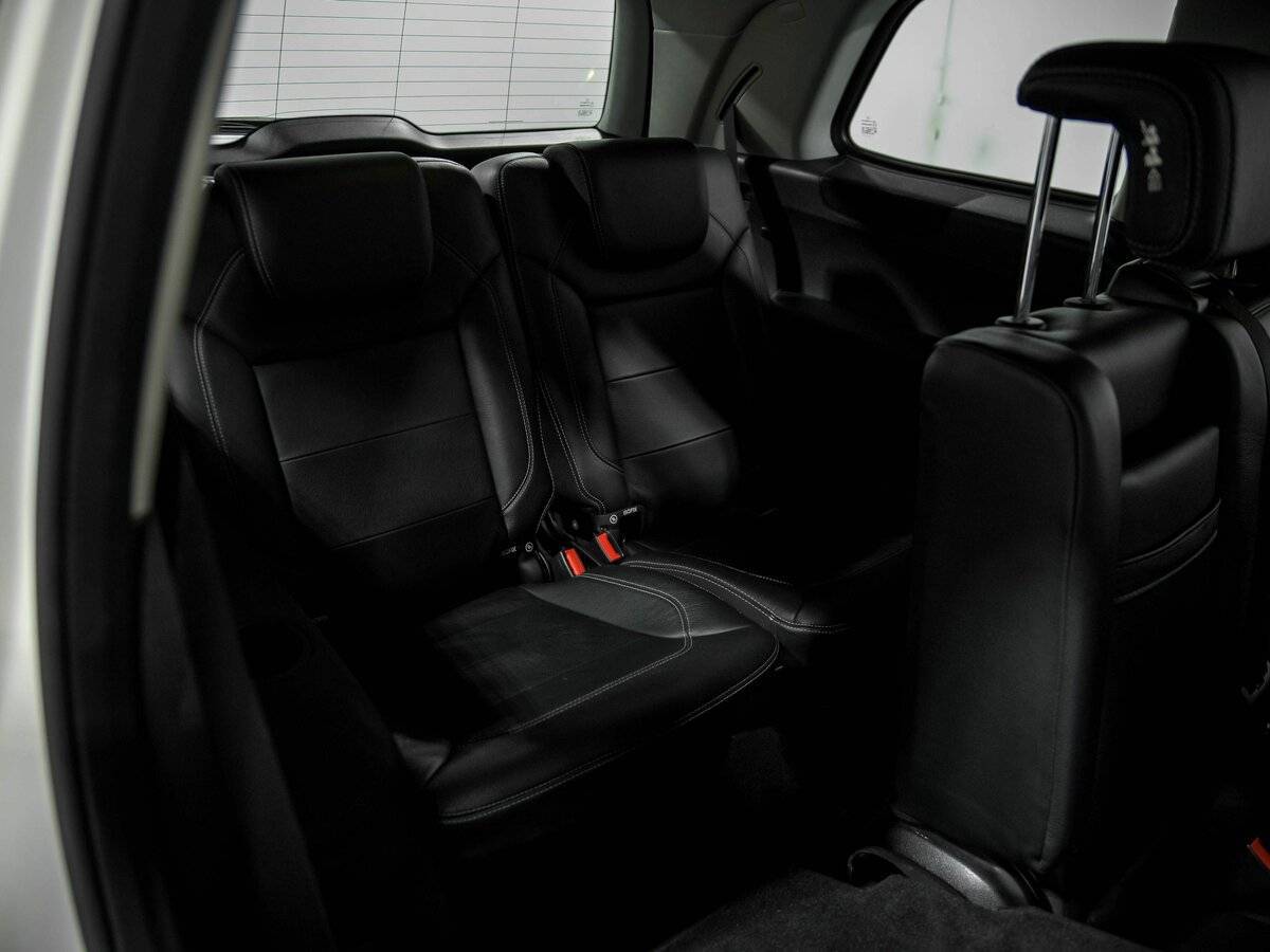 Mercedes-Benz GL-Класс с пробегом — 2015 год. Фото: #16