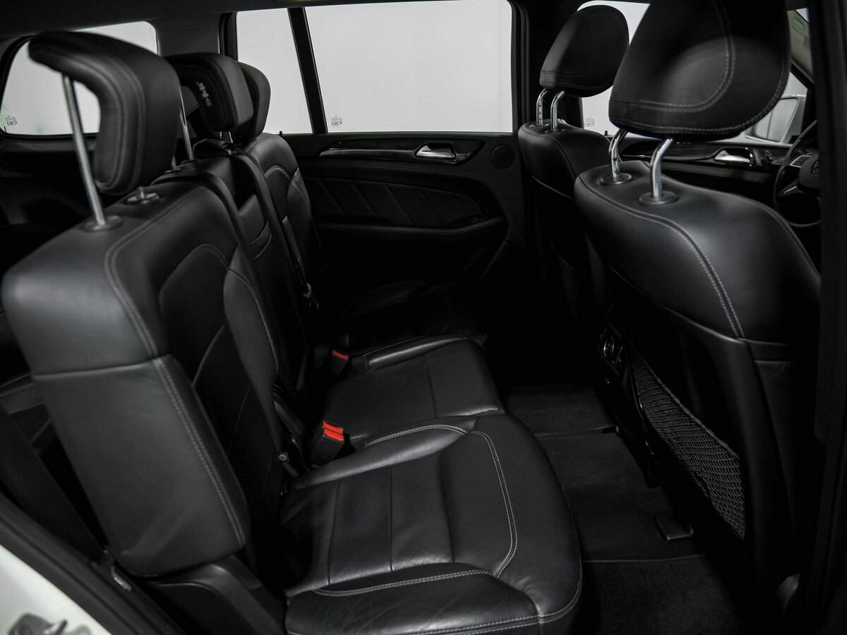 Mercedes-Benz GL-Класс с пробегом — 2015 год. Фото: #17