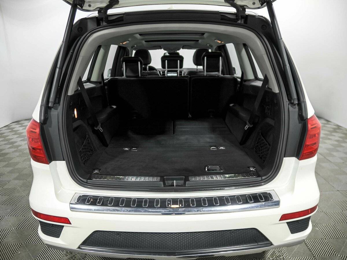 Mercedes-Benz GL-Класс с пробегом — 2015 год. Фото: #21