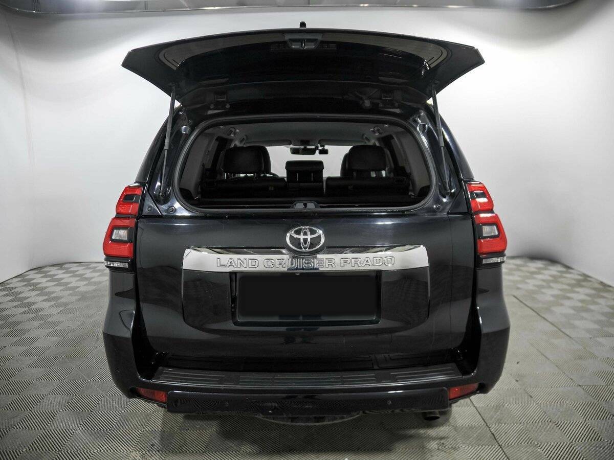 Toyota Land Cruiser Prado с пробегом — 2017 год. Фото: #26