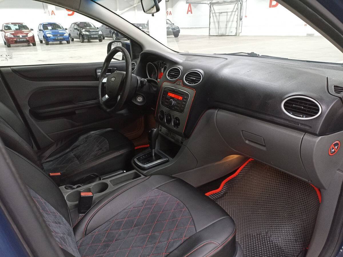 Ford Focus с пробегом — 2011 год. Фото: #10