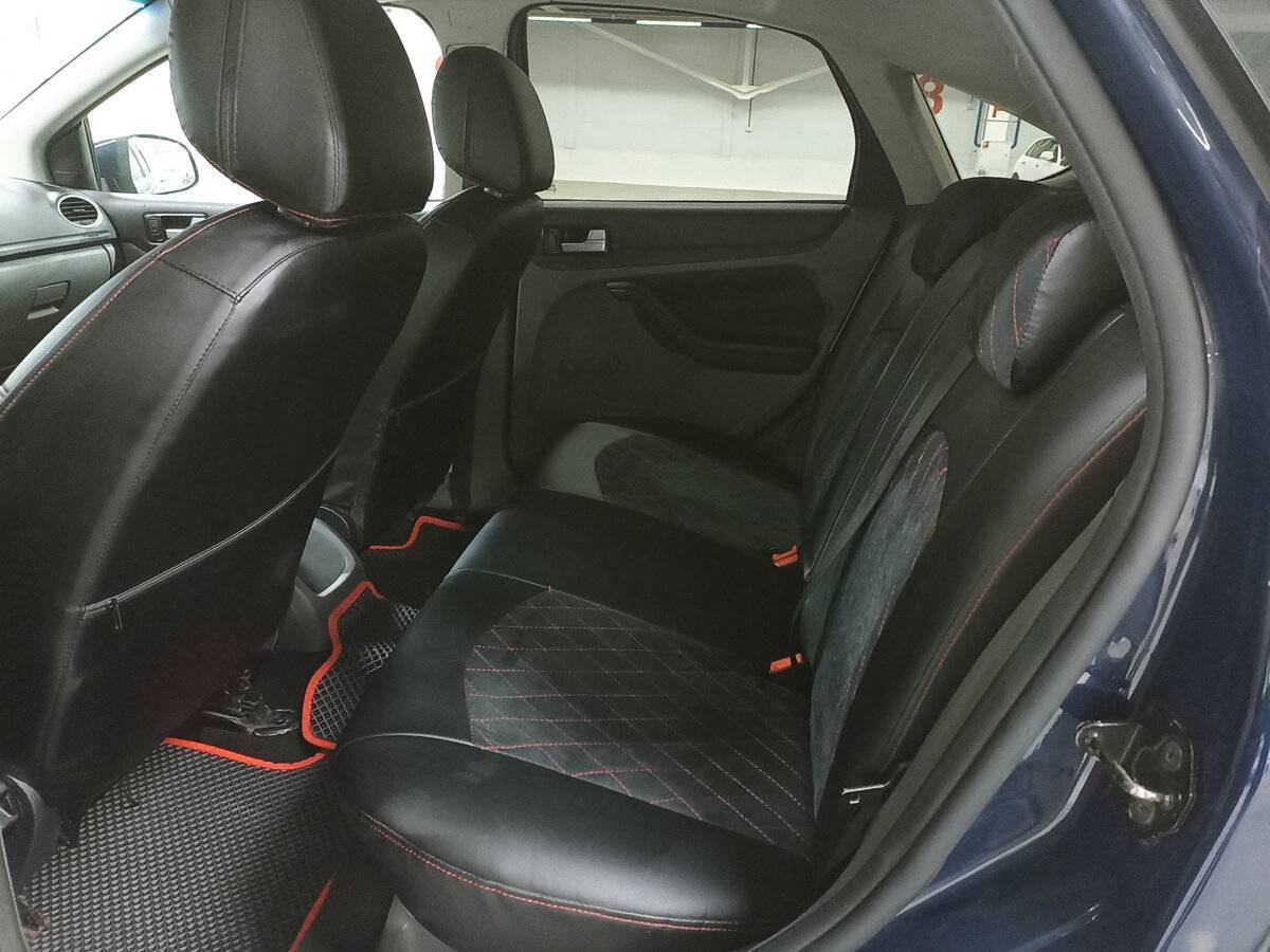 Ford Focus с пробегом — 2011 год. Фото: #11