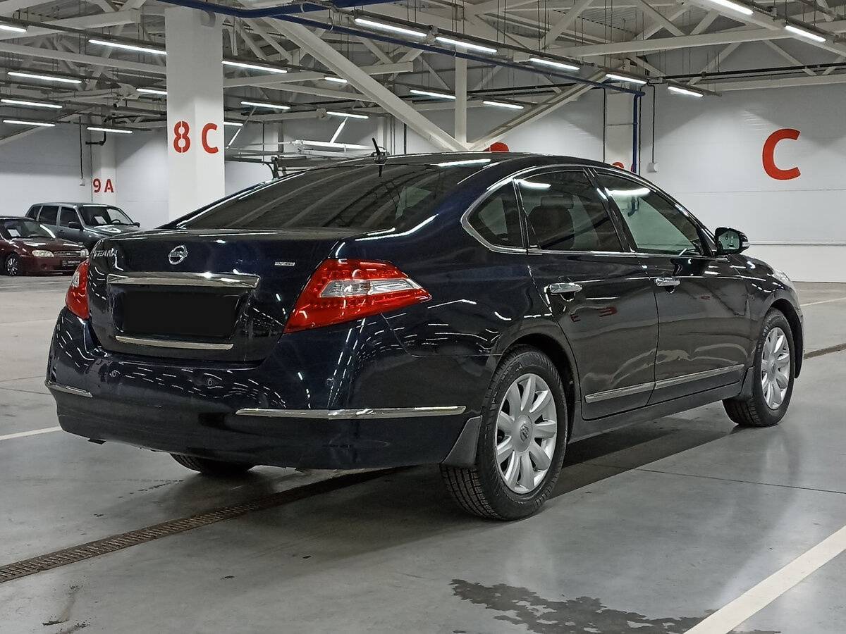 Nissan Teana с пробегом — 2011 год. Фото: #4