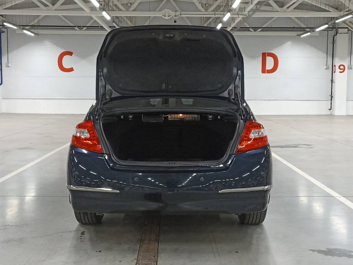 Nissan Teana с пробегом — 2011 год. Фото: #9