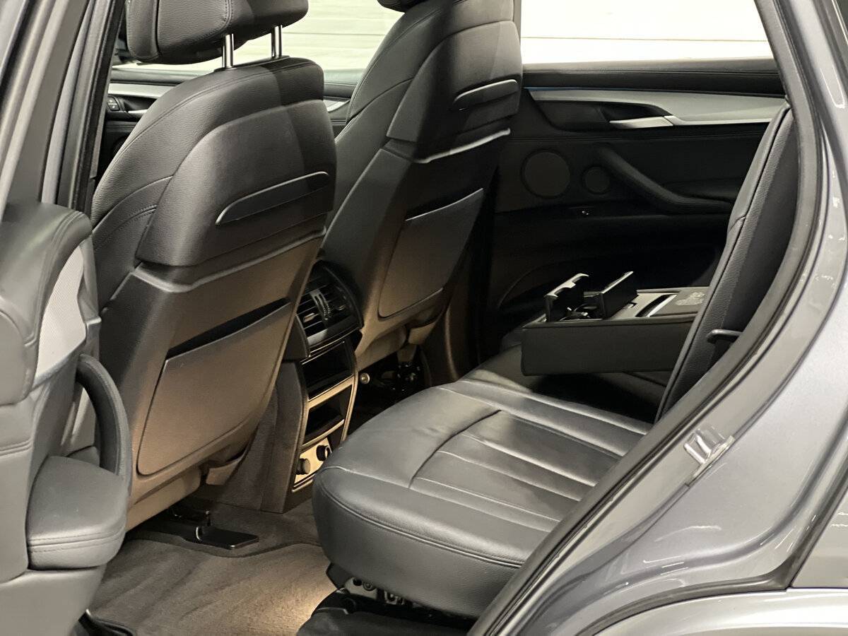 BMW X5 с пробегом — 2015 год. Фото: #11