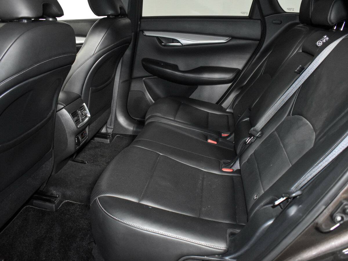 Infiniti QX50 с пробегом — 2018 год. Фото: #11