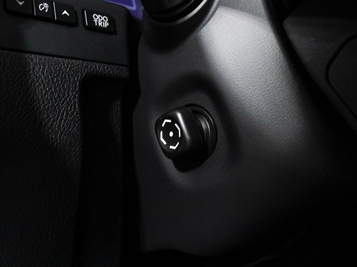 Lexus ES с пробегом — 2018 год. Фото: #15