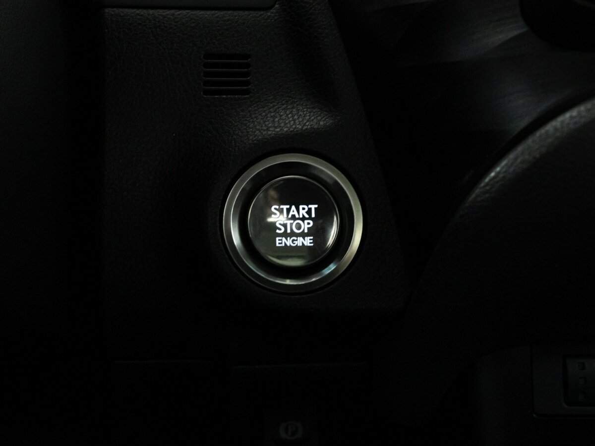 Lexus ES с пробегом — 2018 год. Фото: #23