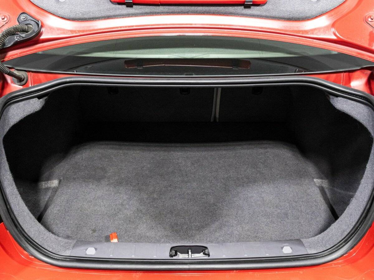 Volvo S40 с пробегом — 2011 год. Фото: #14