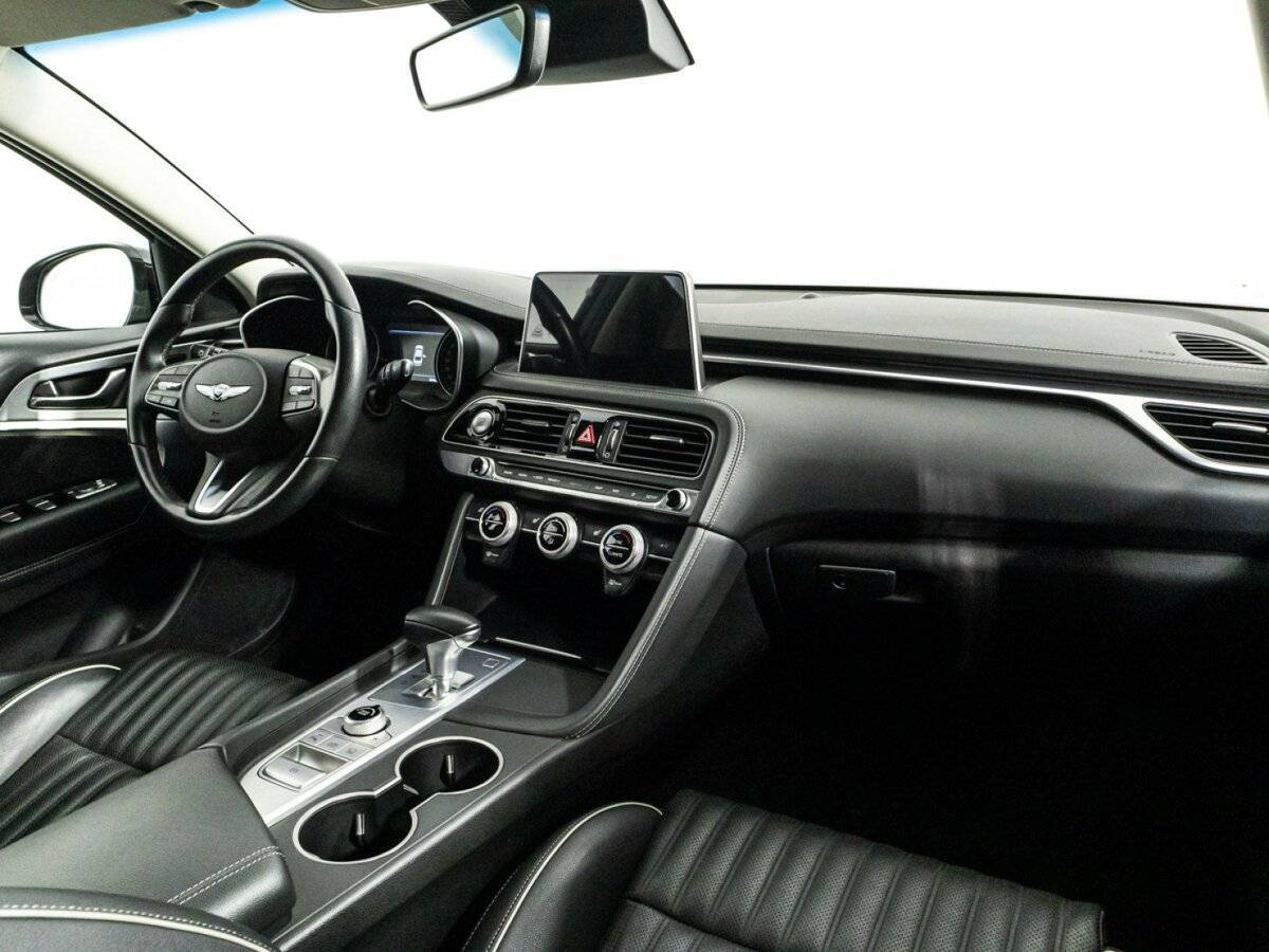 Genesis G70 с пробегом — 2018 год. Фото: #8