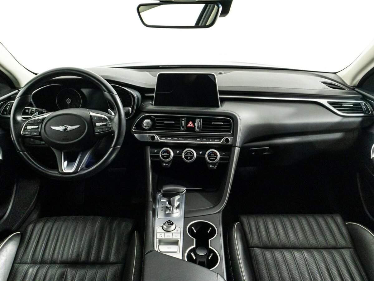 Genesis G70 с пробегом — 2018 год. Фото: #12