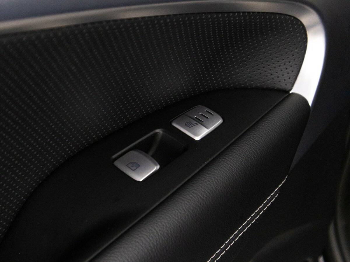 Genesis G70 с пробегом — 2018 год. Фото: #19