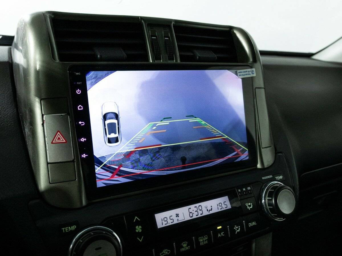 Toyota Land Cruiser Prado с пробегом — 2011 год. Фото: #15