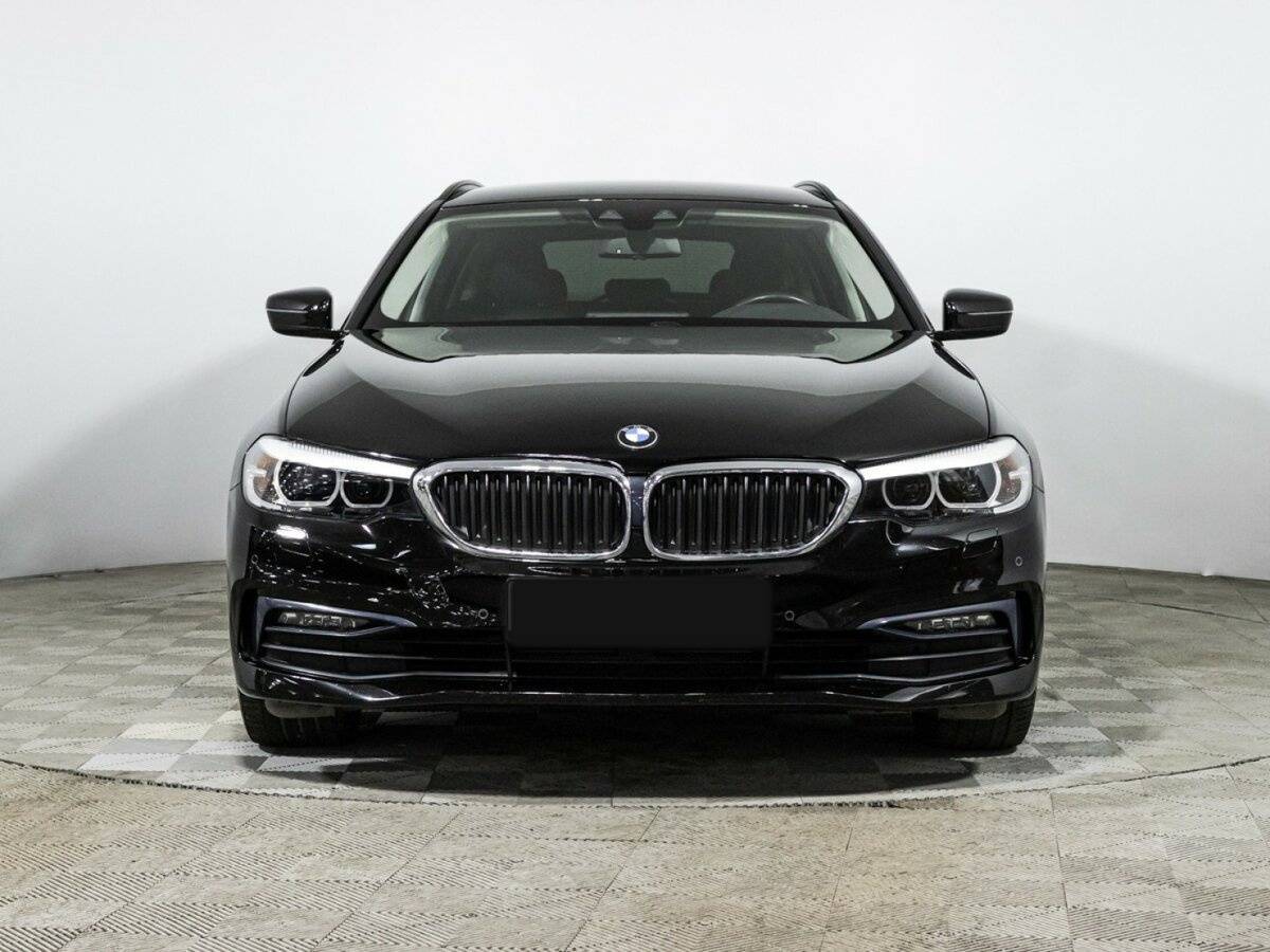 BMW 5 серии с пробегом — 2020 год. Фото: #1