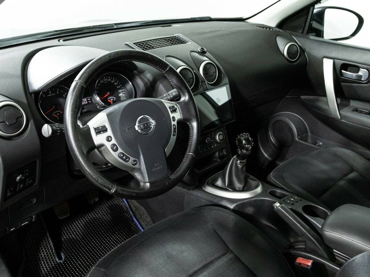 Nissan Qashqai с пробегом — 2010 год. Фото: #10