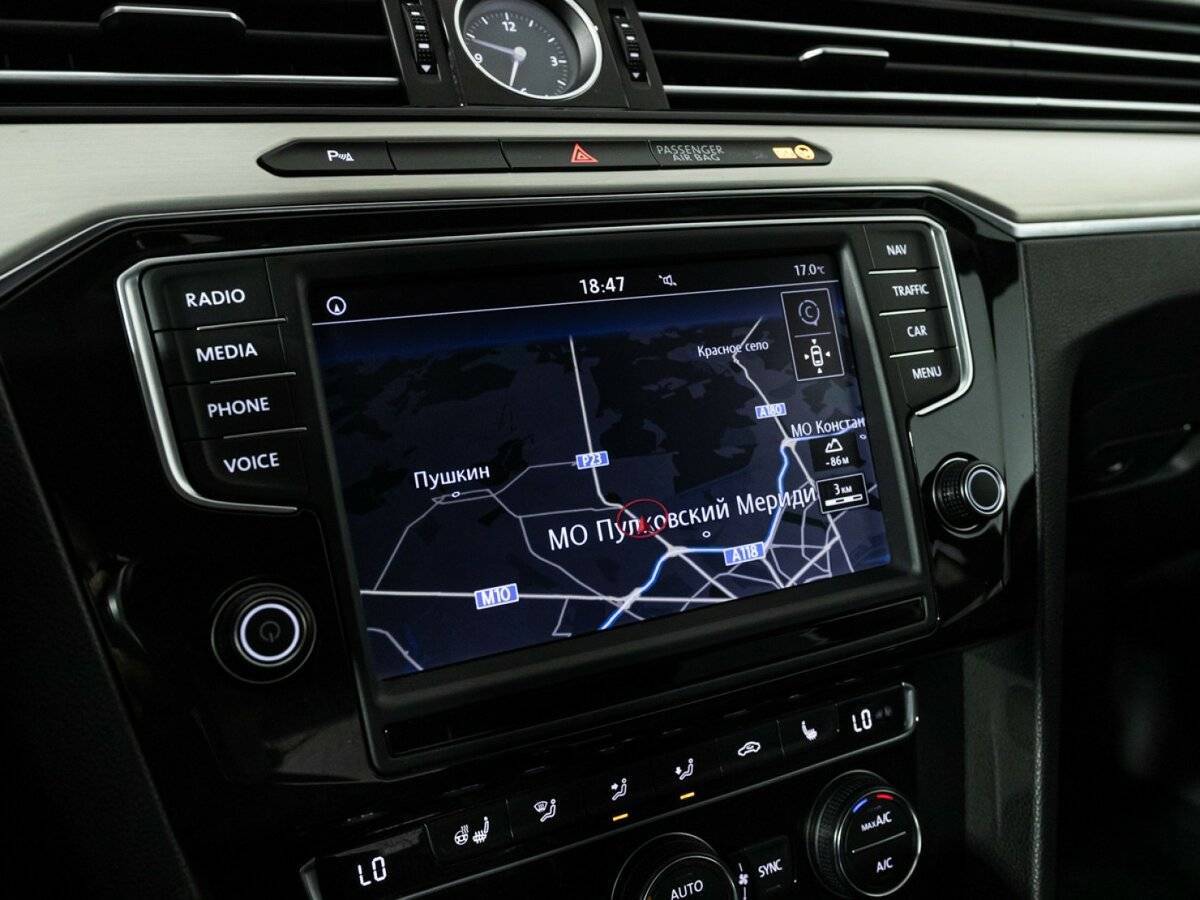 Volkswagen Passat с пробегом — 2016 год. Фото: #16