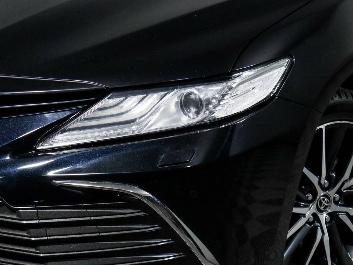 Toyota Camry с пробегом — 2021 год. Фото: #12
