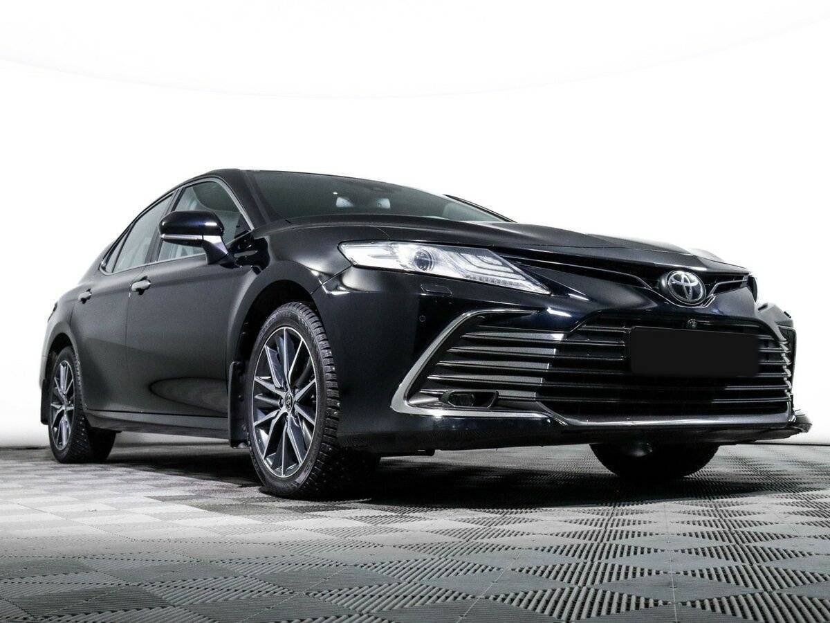 Toyota Camry с пробегом — 2021 год. Фото: #14