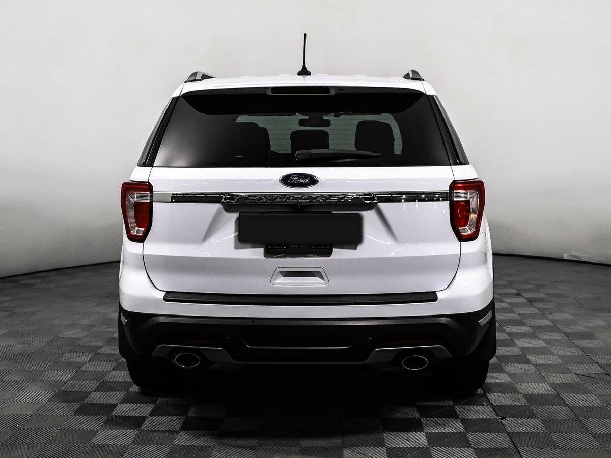 Ford Explorer с пробегом — 2019 год. Фото: #5