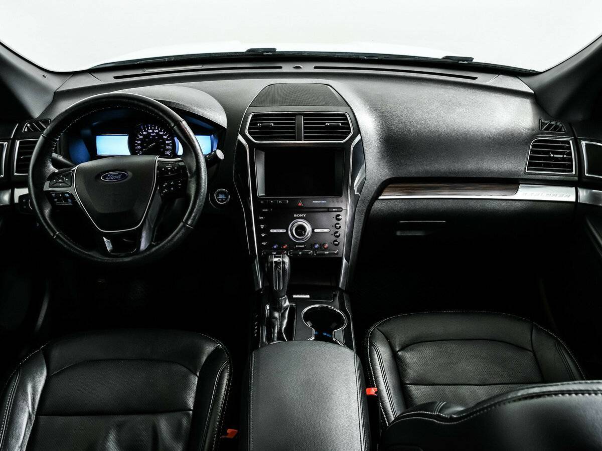 Ford Explorer с пробегом — 2019 год. Фото: #8
