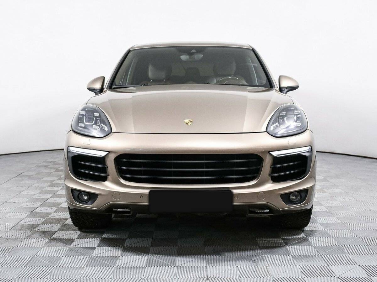 Porsche Cayenne с пробегом — 2015 год. Фото: #1
