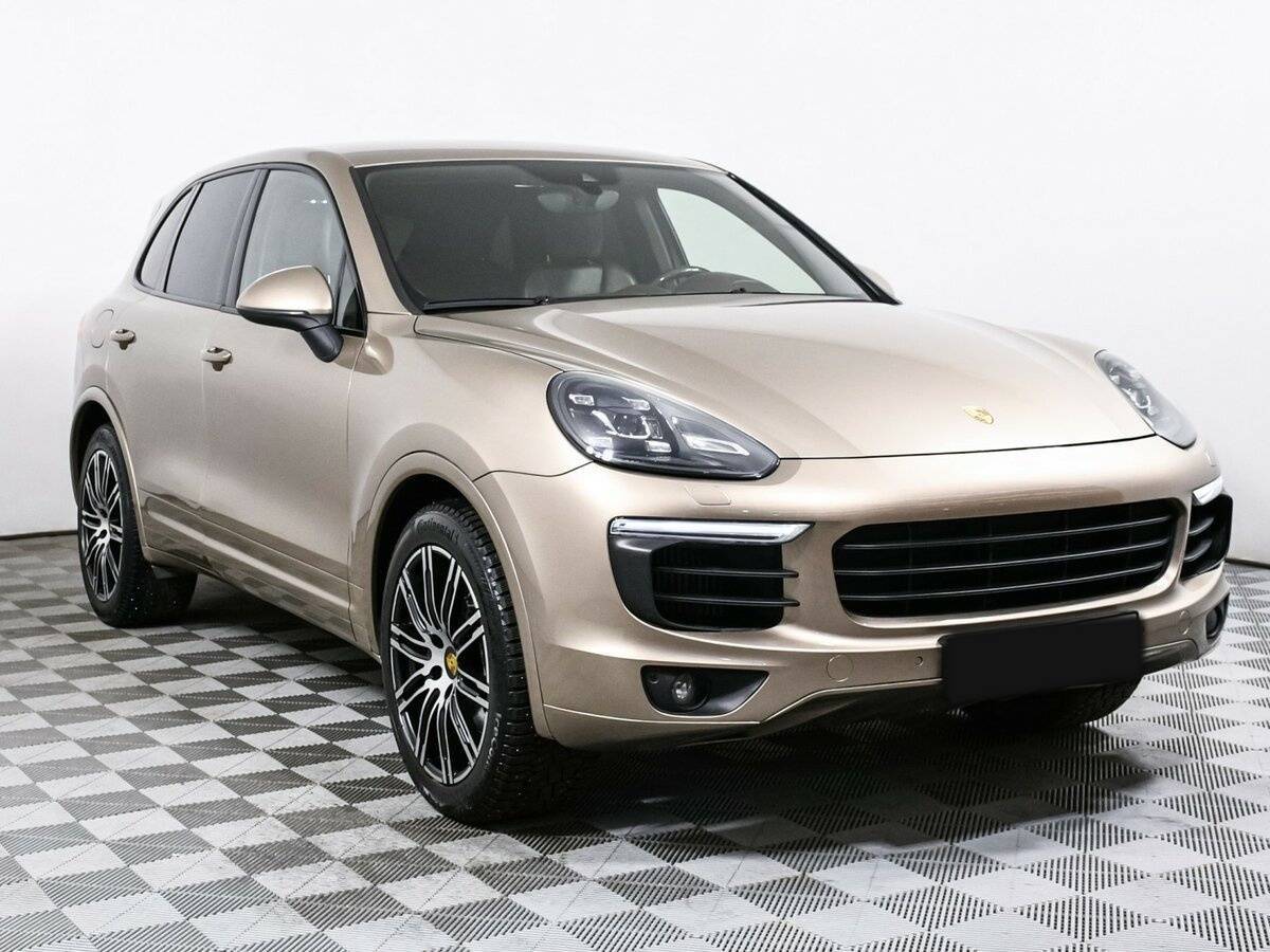 Porsche Cayenne с пробегом — 2015 год. Фото: #2