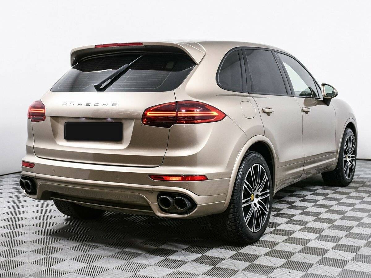 Porsche Cayenne с пробегом — 2015 год. Фото: #4