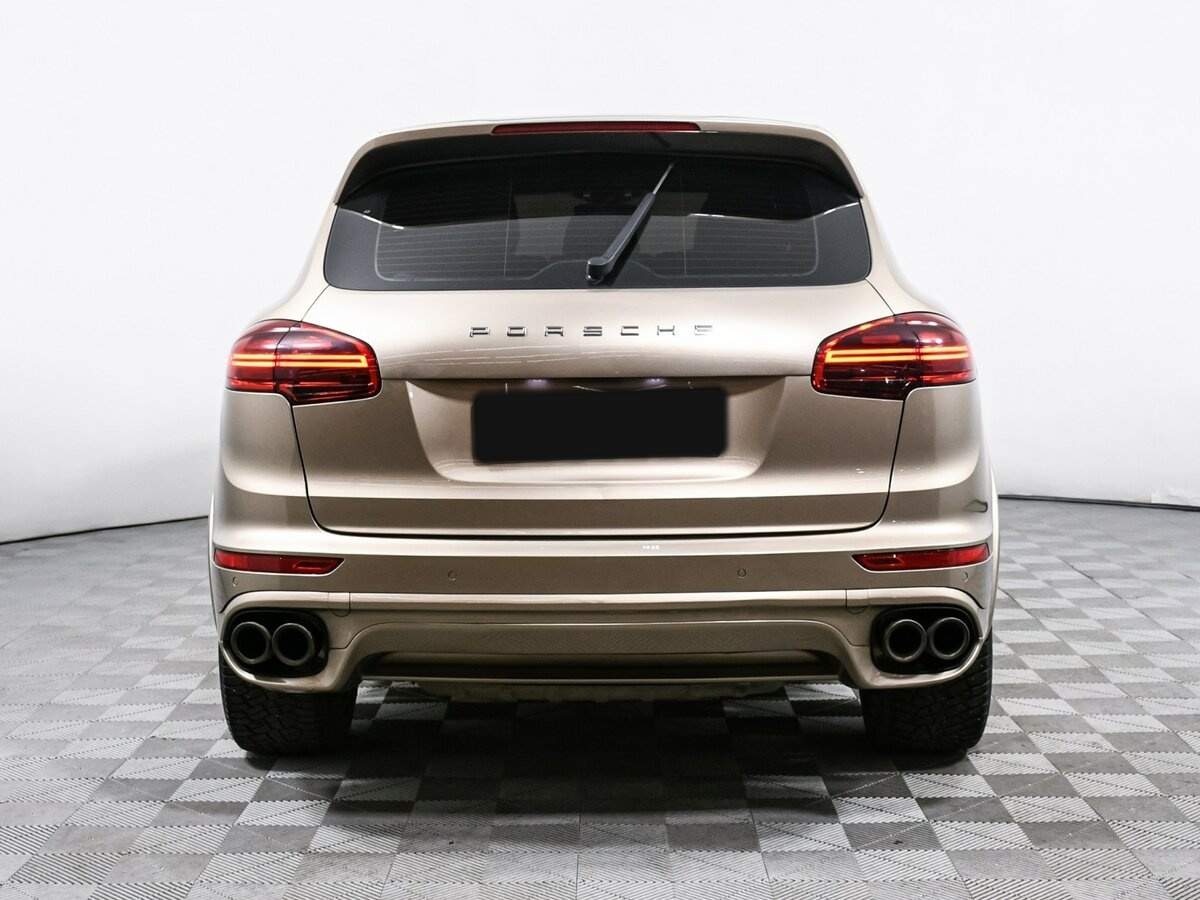 Porsche Cayenne с пробегом — 2015 год. Фото: #5