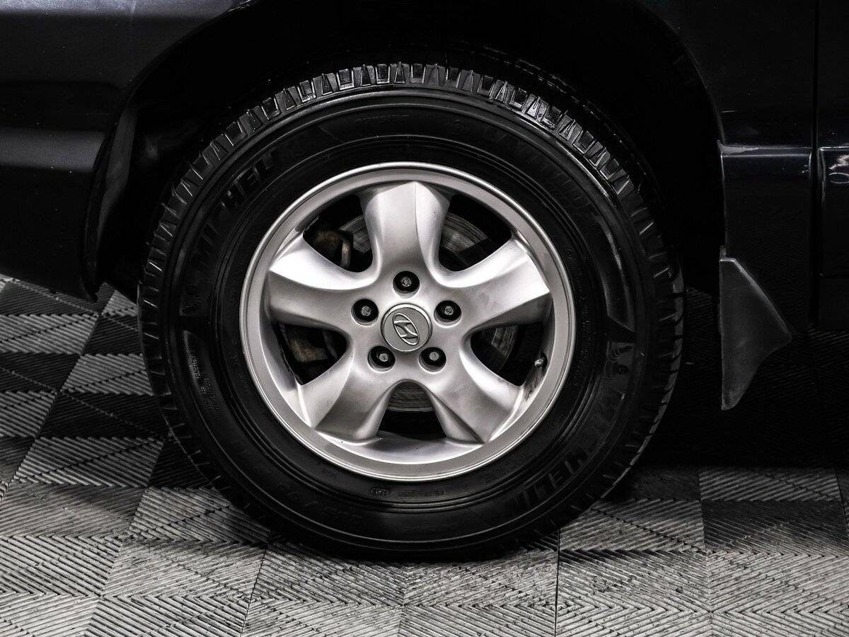 Hyundai Santa Fe с пробегом — 2011 год. Фото: #13