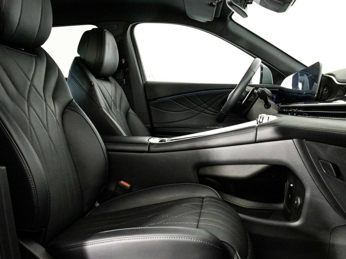 EXEED RX с пробегом — 2023 год. Фото: #13