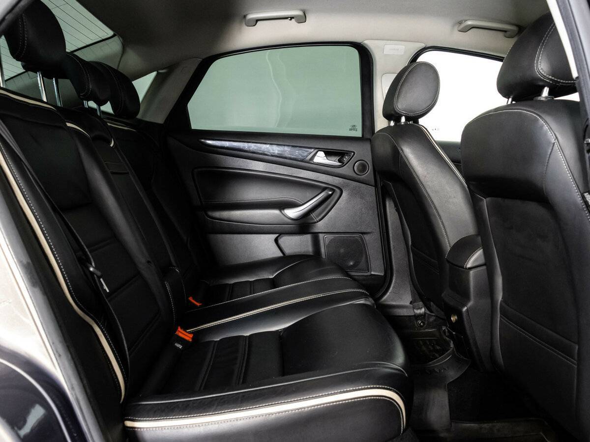 Ford Mondeo с пробегом — 2011 год. Фото: #15