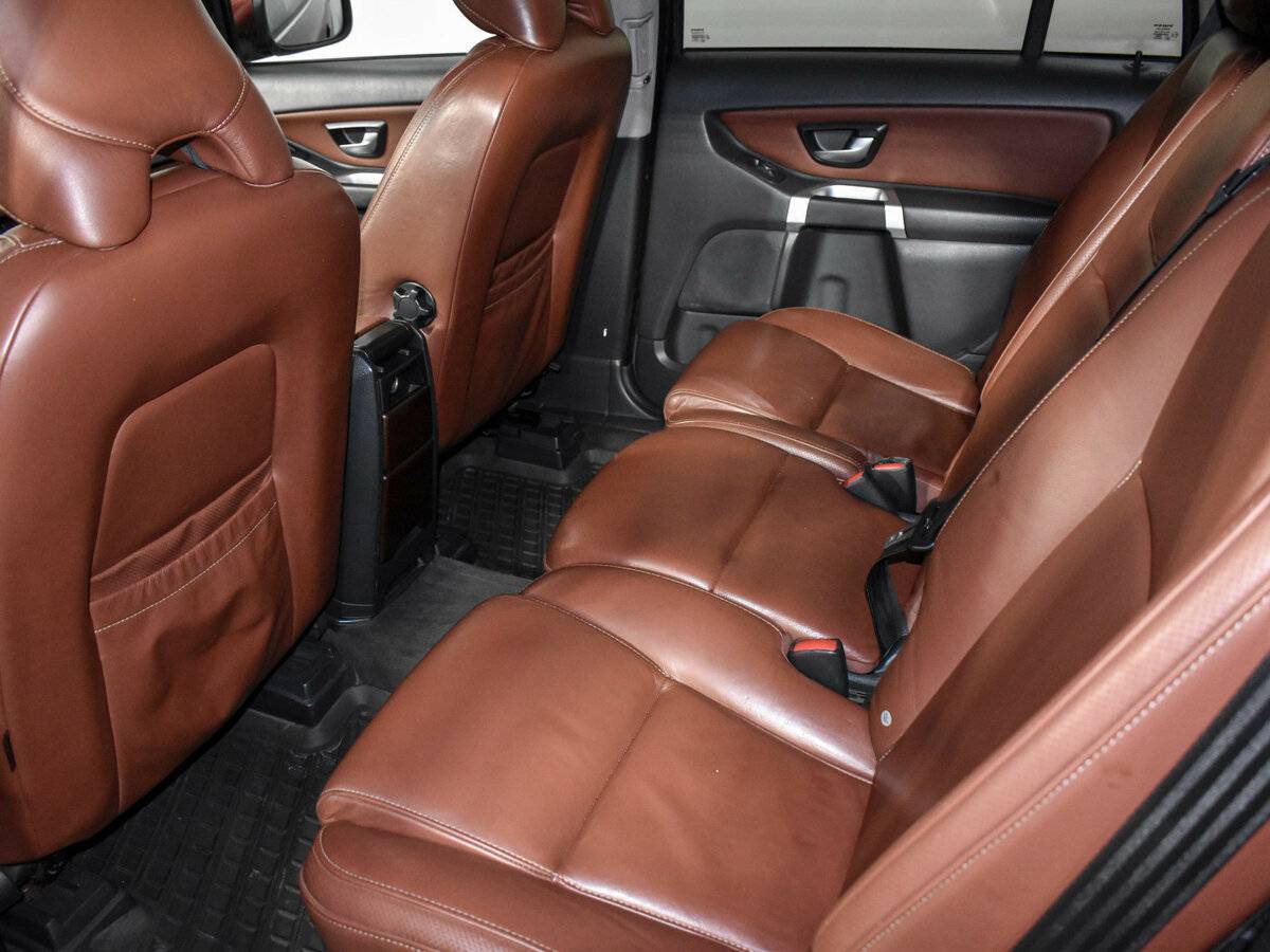 Volvo XC90 с пробегом — 2008 год. Фото: #10