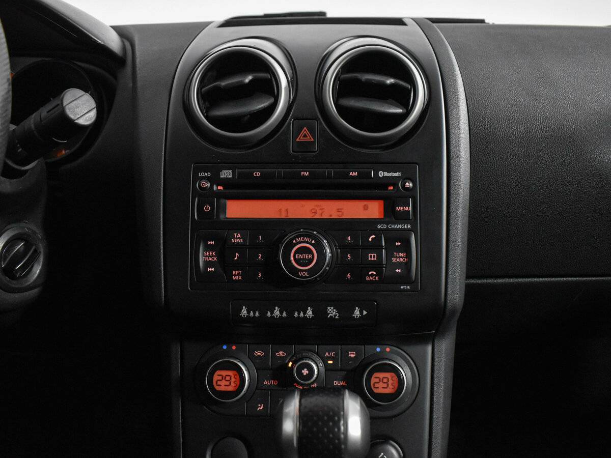 Nissan Qashqai с пробегом — 2008 год. Фото: #18