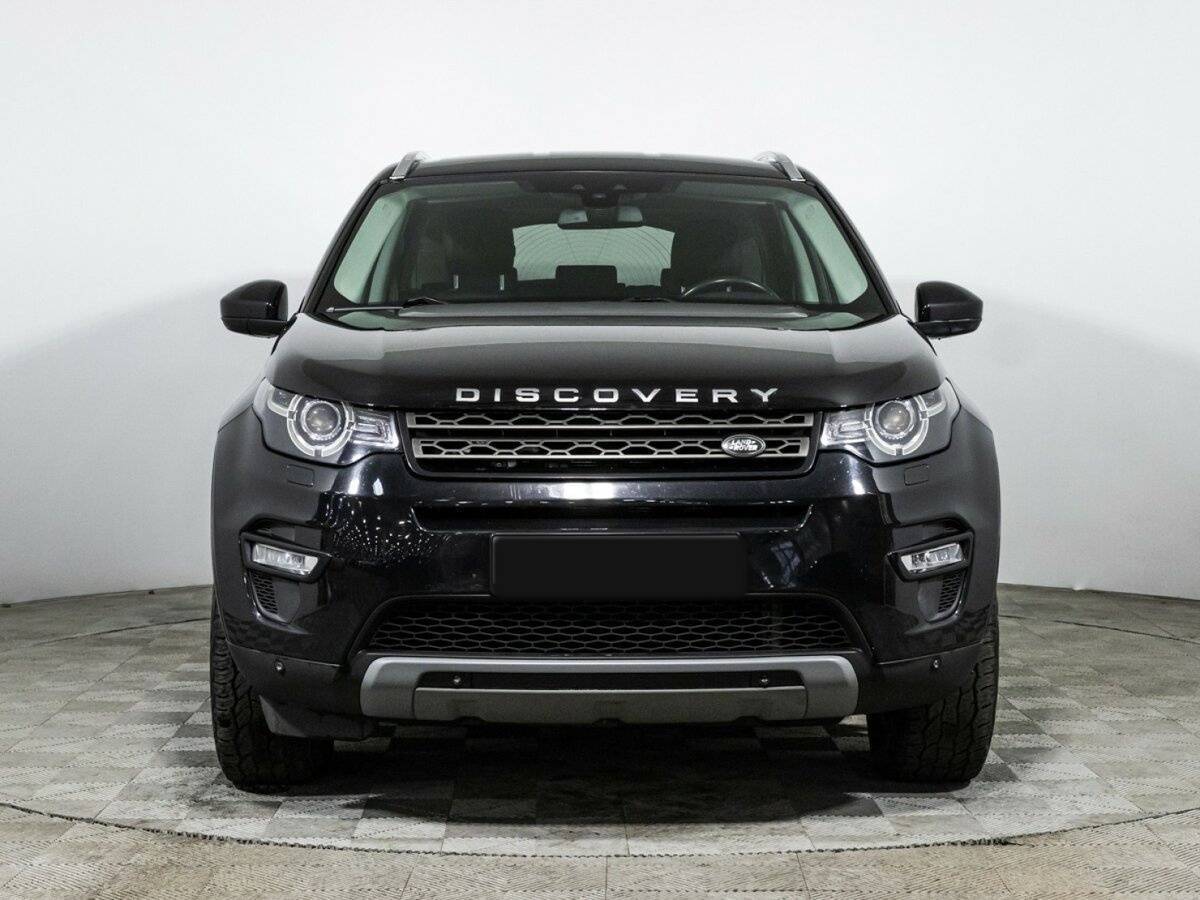 Land Rover Discovery Sport с пробегом — 2017 год. Фото: #1