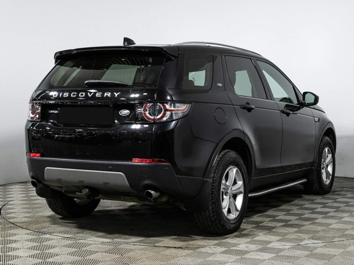 Land Rover Discovery Sport с пробегом — 2017 год. Фото: #4