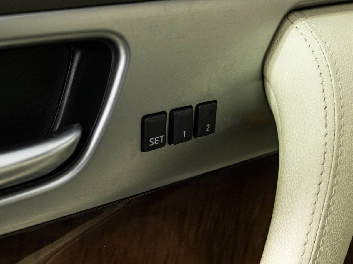 Infiniti FX с пробегом — 2012 год. Фото: #16