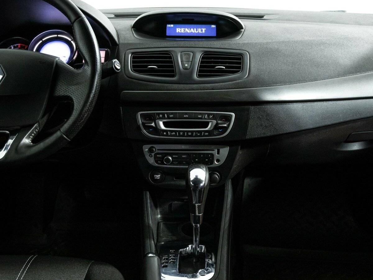 Renault Megane с пробегом — 2013 год. Фото: #13