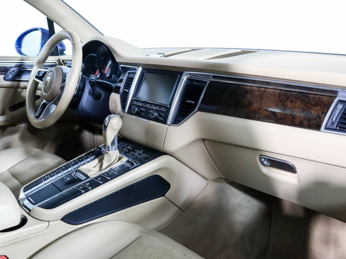 Porsche Macan с пробегом — 2015 год. Фото: #5