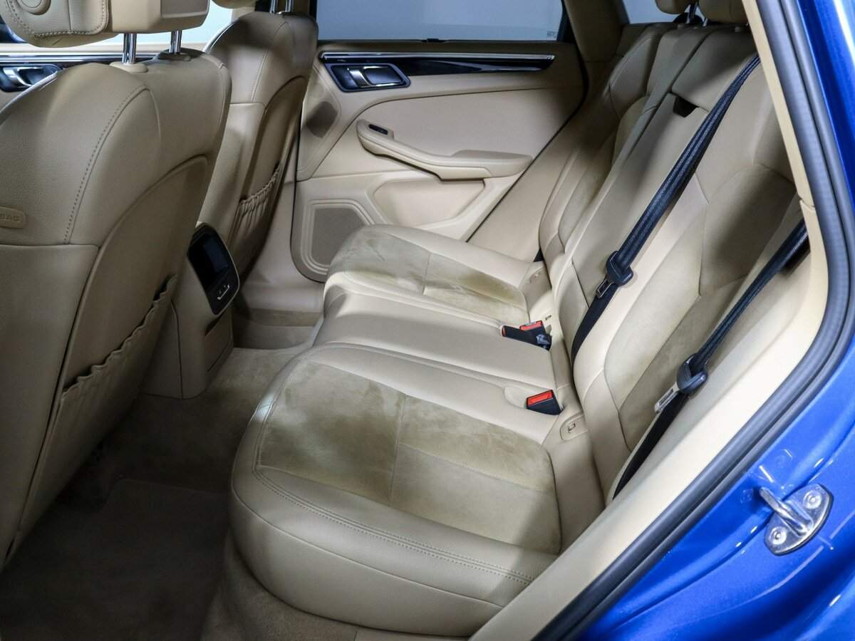 Porsche Macan с пробегом — 2015 год. Фото: #6