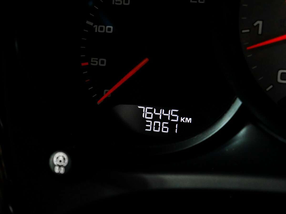 Porsche Macan с пробегом — 2015 год. Фото: #7