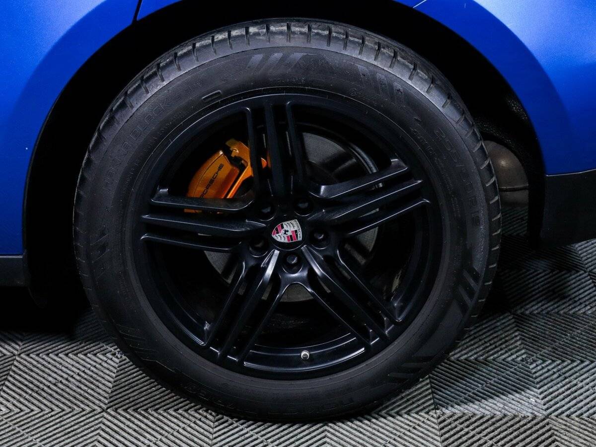 Porsche Macan с пробегом — 2015 год. Фото: #11