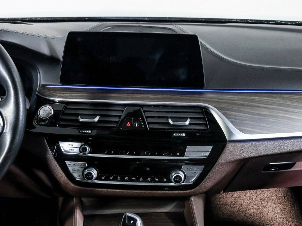 BMW 5 серии с пробегом — 2020 год. Фото: #9