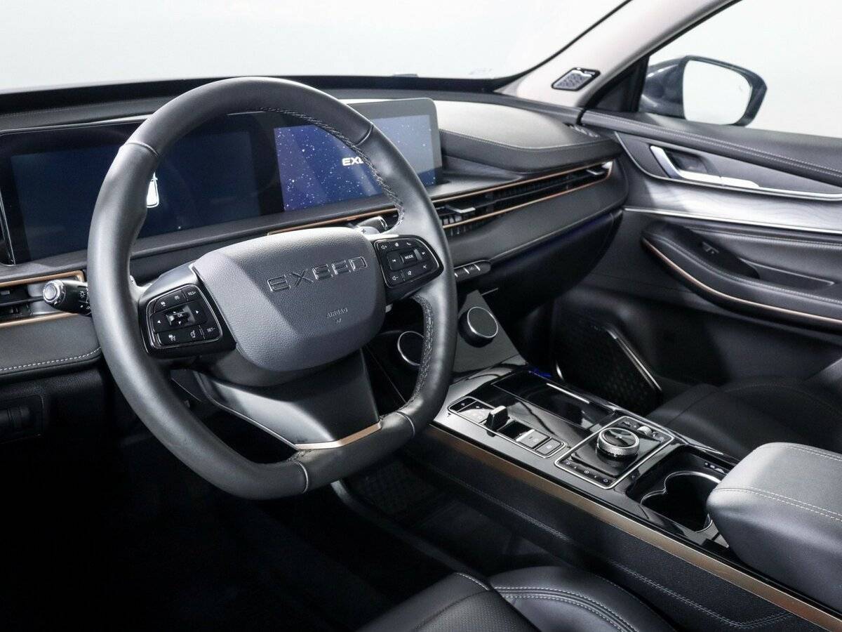 EXEED LX с пробегом — 2023 год. Фото: #13