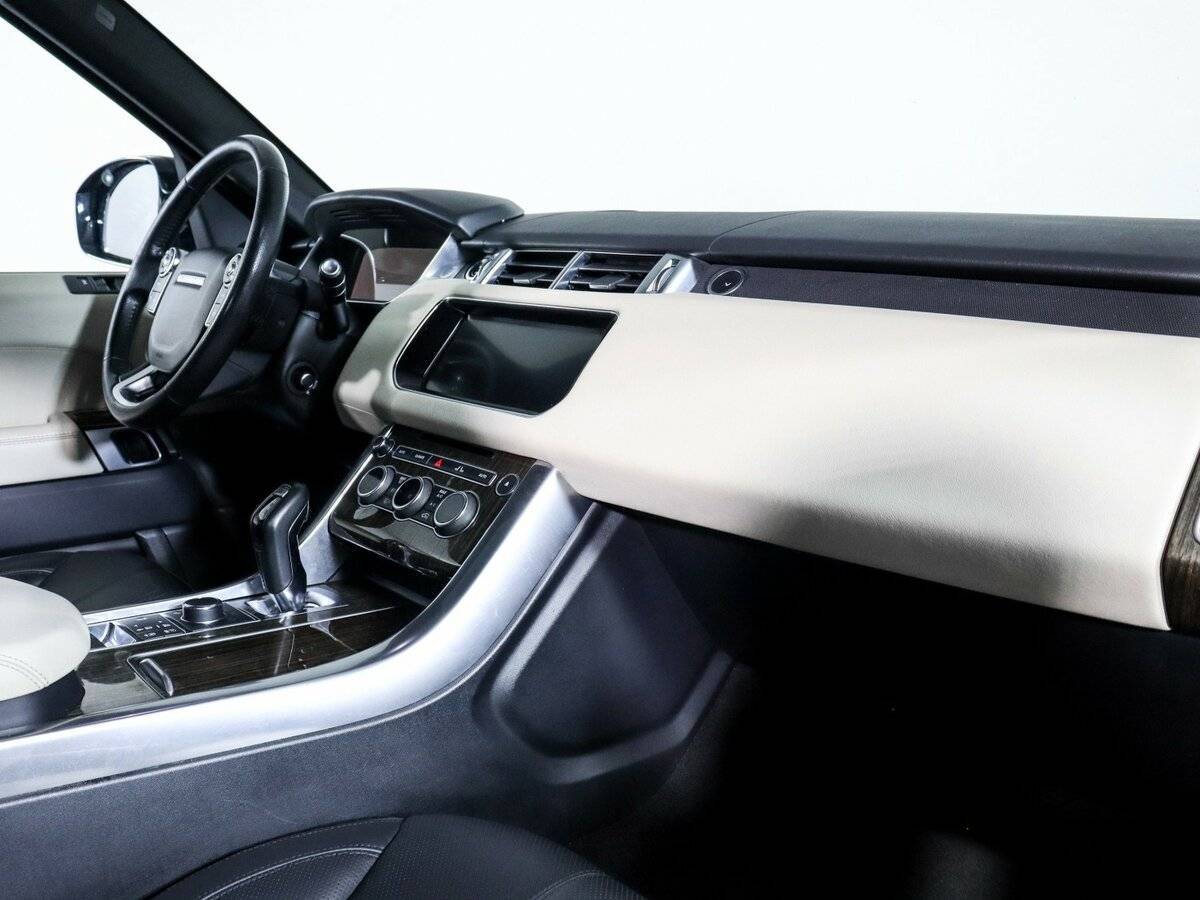 Land Rover Range Rover Sport с пробегом — 2017 год. Фото: #5