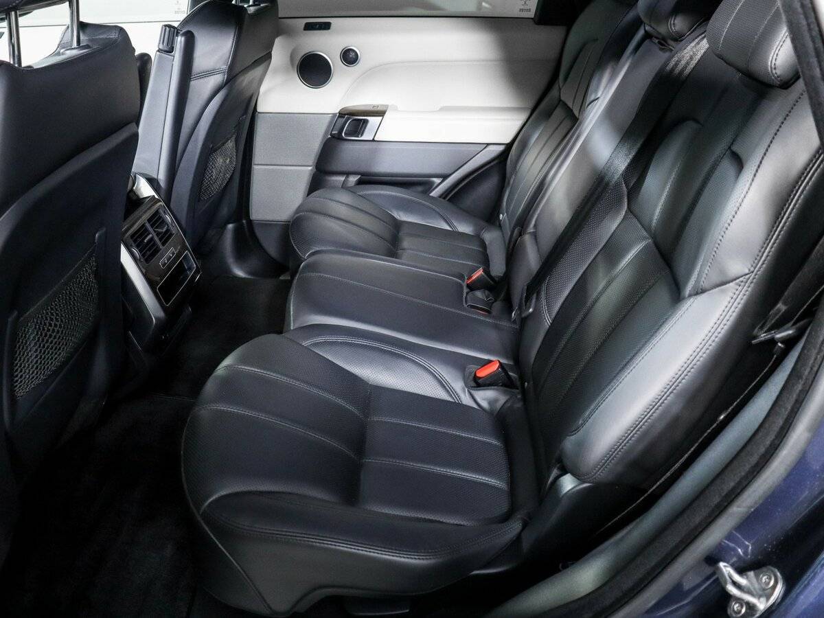 Land Rover Range Rover Sport с пробегом — 2017 год. Фото: #6
