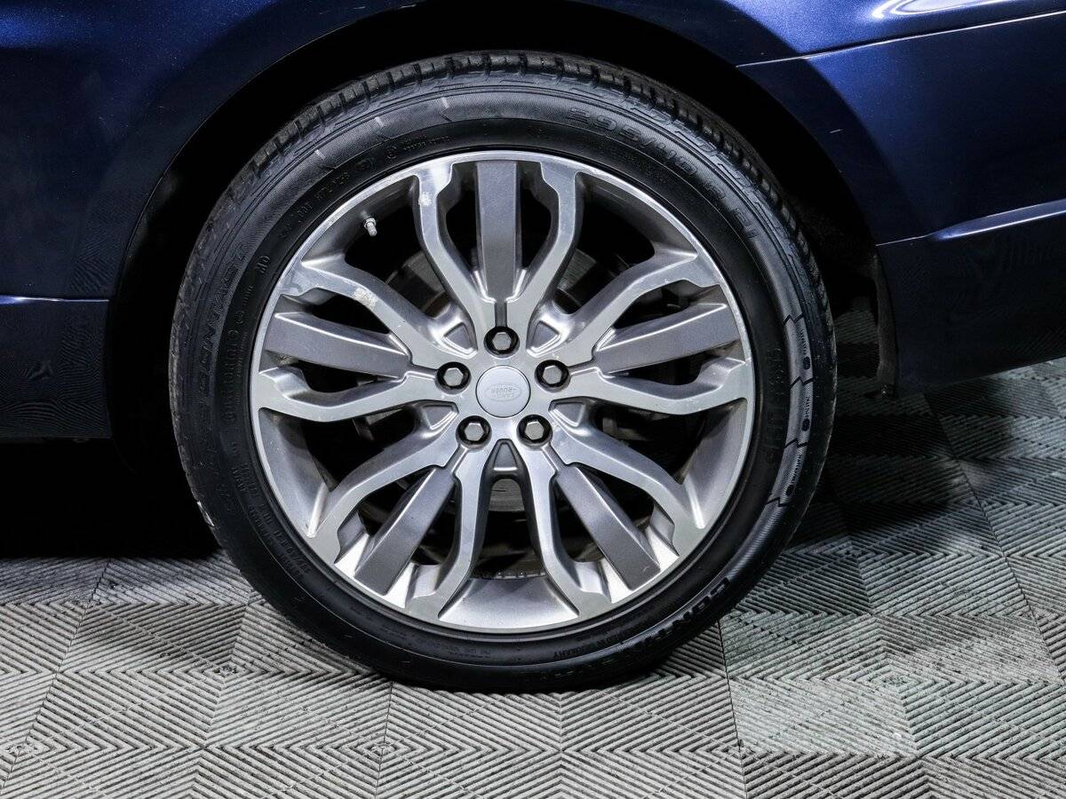 Land Rover Range Rover Sport с пробегом — 2017 год. Фото: #11